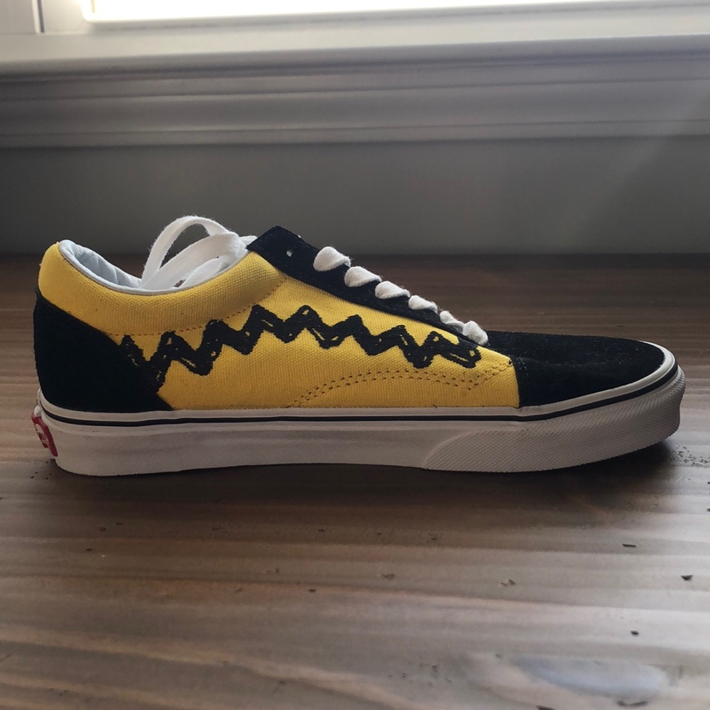 Vans x old skool Peanuts Charlie Brown
